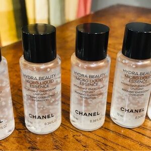 Chanel Hydra Beauty Micro Liquid Essence .